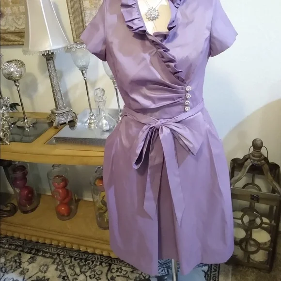 J. Taylor elegant dress - Picture 2 of 3